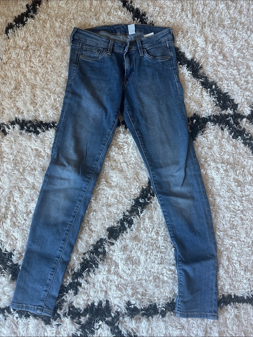 H&M Classic Women's Slim Skinny Jeans in Dark Blue Low Waist NWOT